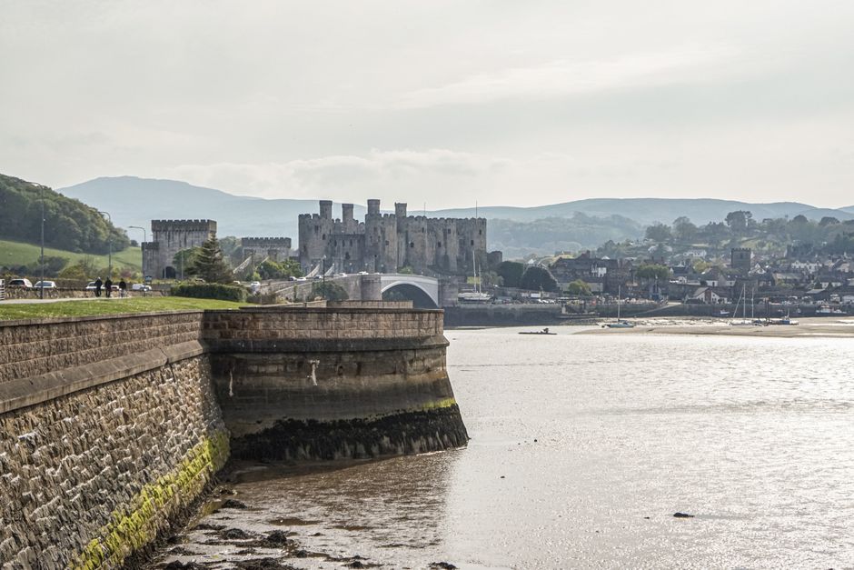 Château de Conwy au bord de l'eau dans le nord du Pays de Galles