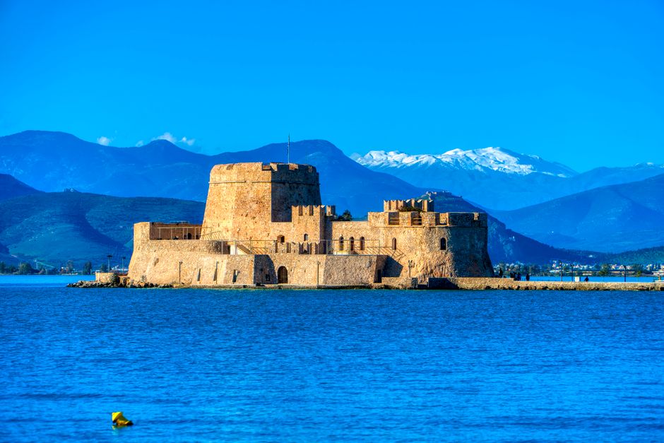 Forteresse de Bourtzi dans le port de Nauplie